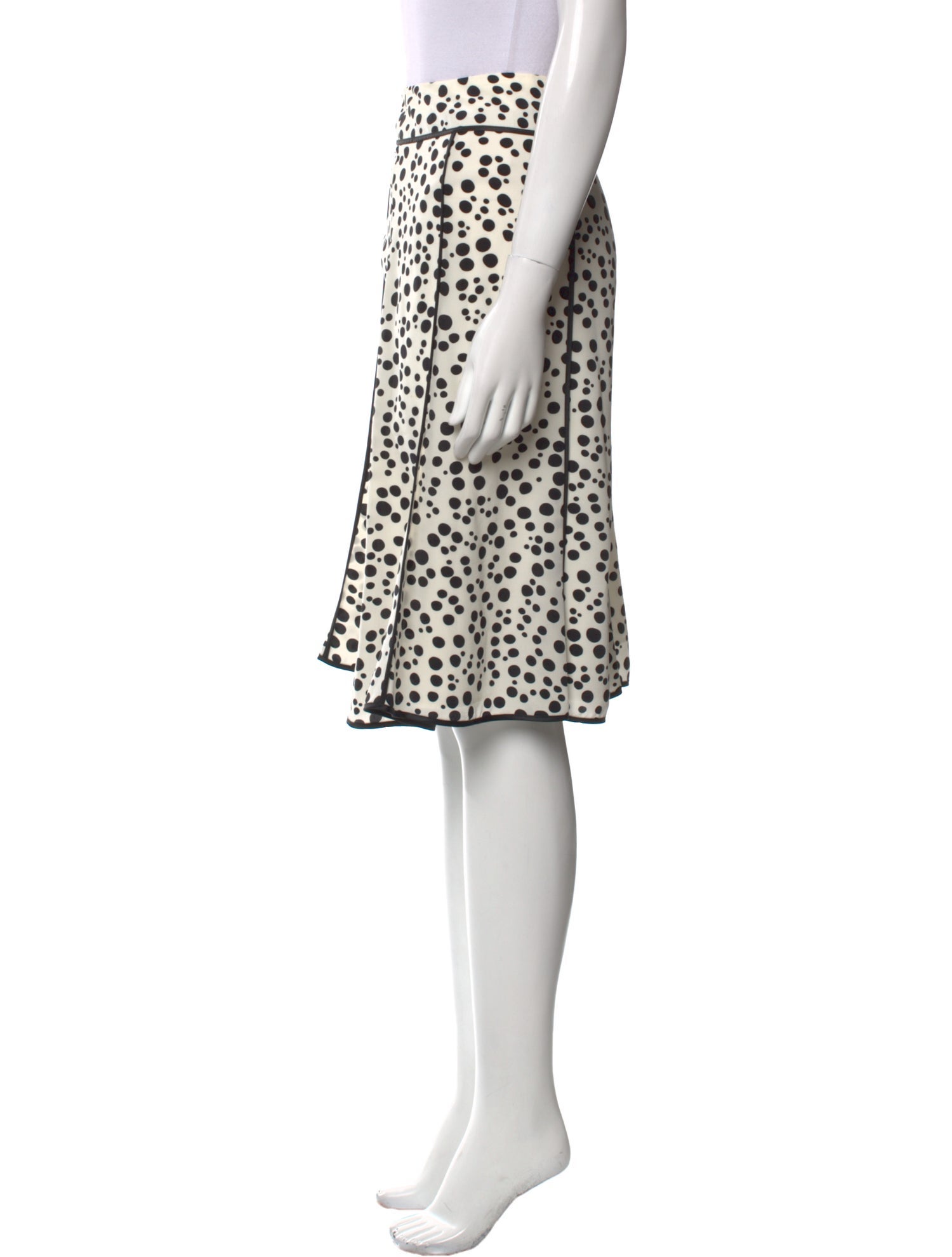 Escada Silk Knee-Length Skirt